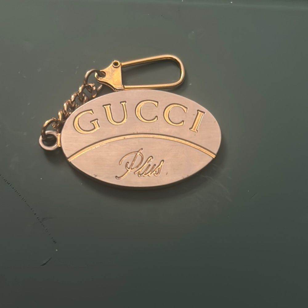 Vintage Gucci Plus Key Chain – Classic Monogram Design